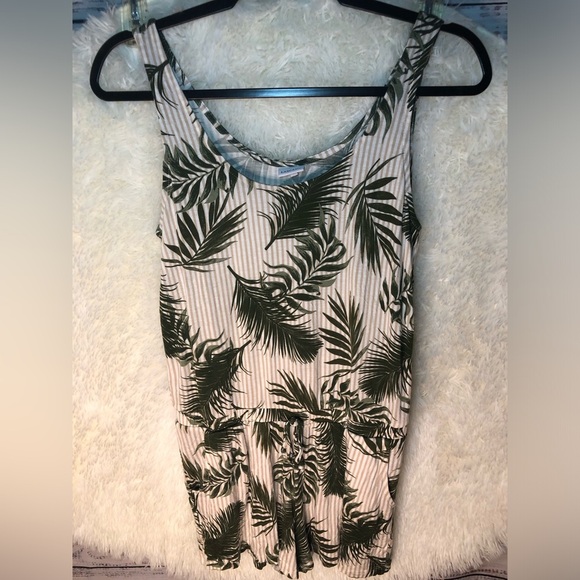 Lascana Tropical Green and Cream Jumpsuit NWOT 38🌴🍍🌴 - Picture 6 of 15